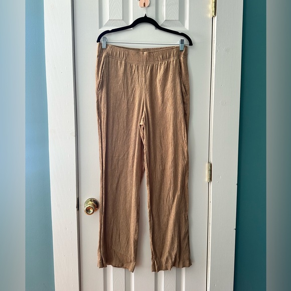 GAP Pants - GAP Textured Lounge Pants | Soft Neutral | Elastic Waist | Size M